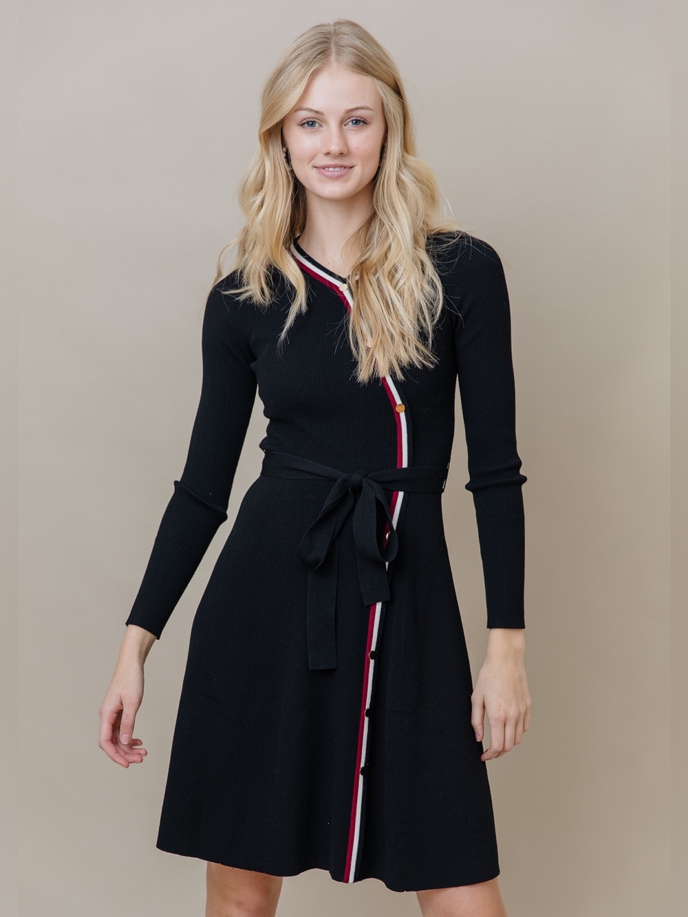 Apparalel Knit Dress